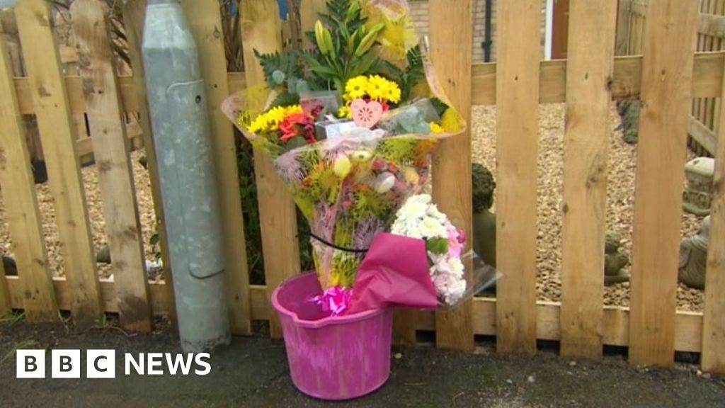 Calne girl, 3, died after being hit by reversing delivery van