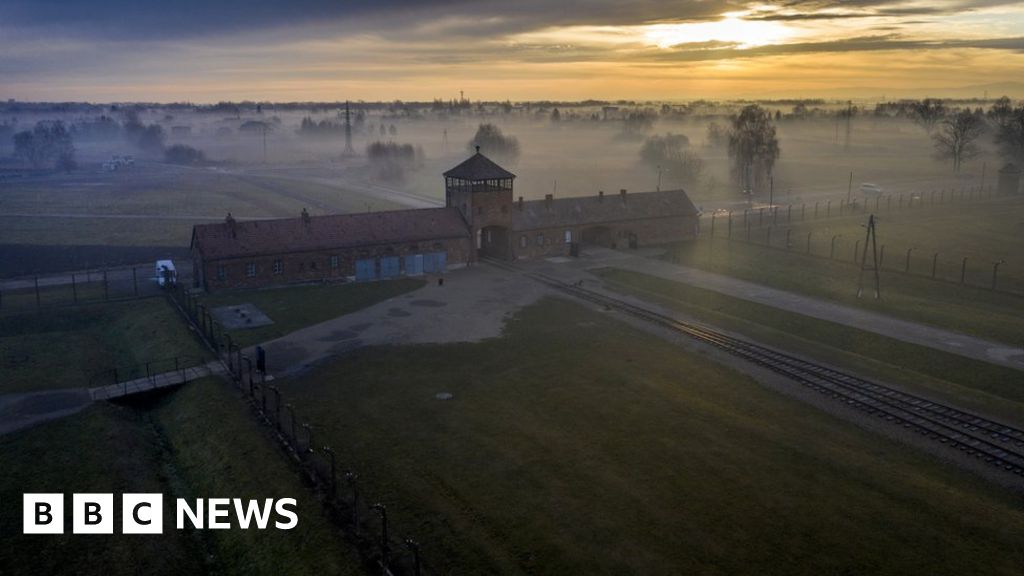 Auschwitz: Searching for traces of my grandfather