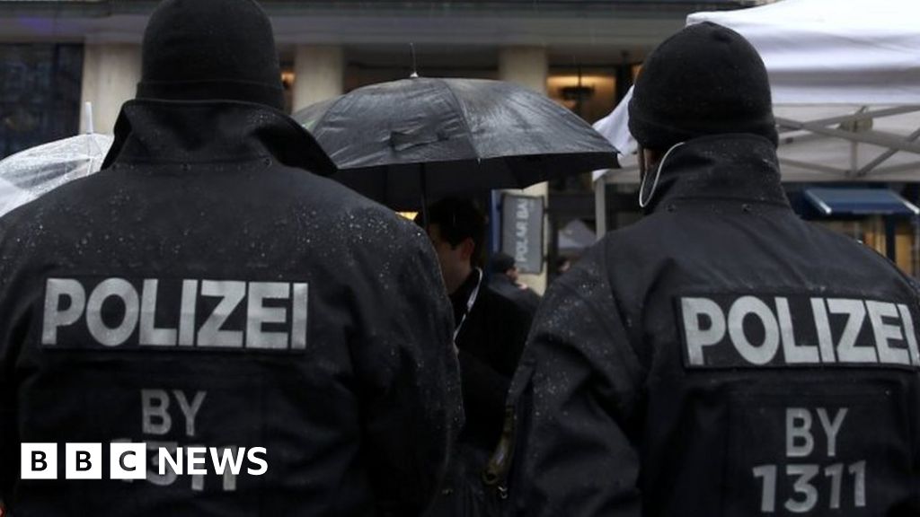 German Police Carry Out Anti-terror Raids - BBC News