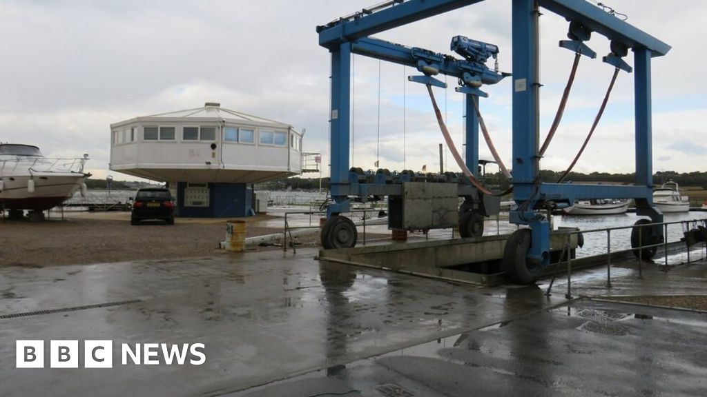 Boat owners 'trapped' as Island Harbour Marina in administration