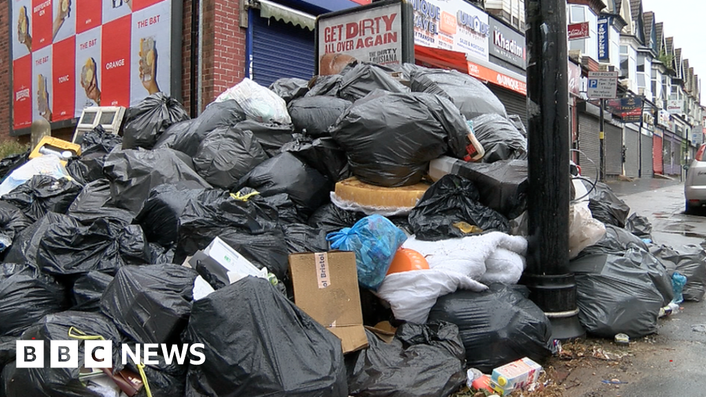 Birmingham Bin Strike: Volunteers To Tackle Rubbish Pile-up - BBC News