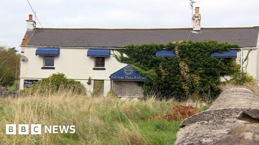 Forest of Dean council issues order to buy derelict Rising Sun pub