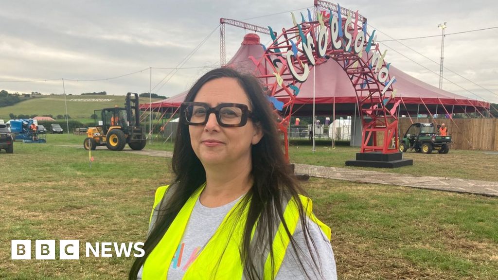 Eisteddfod boss criticises coverage of Welshlanguage rule BBC News