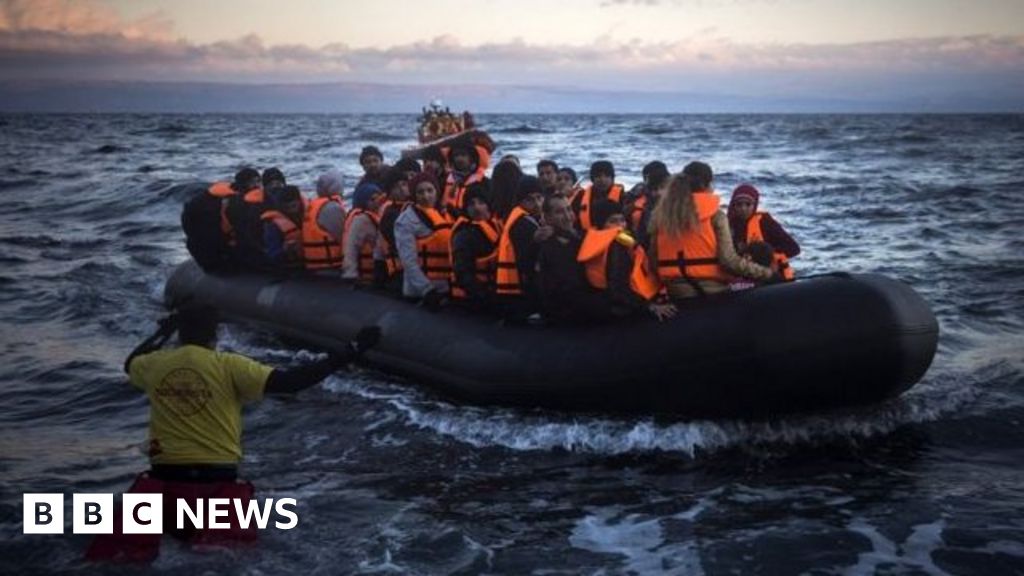 Migrant crisis: EU needs 'massive' resettlement - BBC News