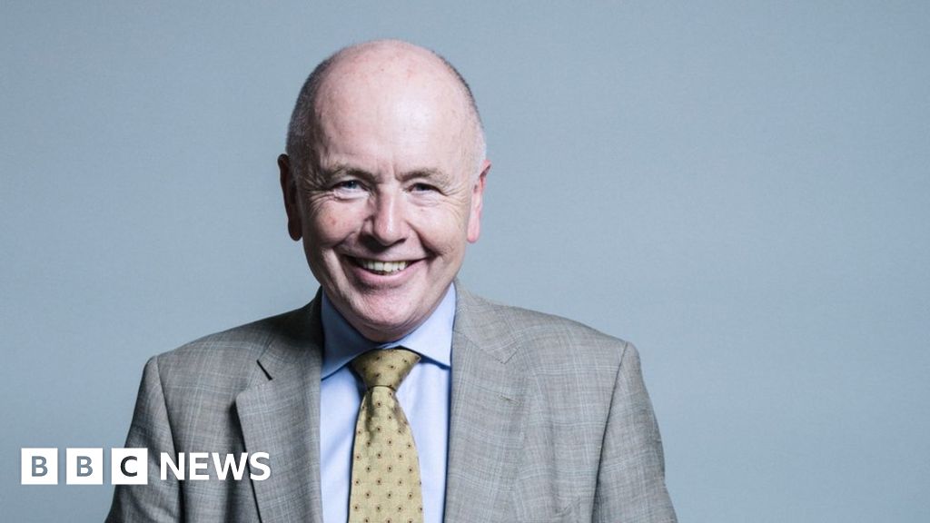 Jack Dromey: Minute's silence in Commons for Labour MP