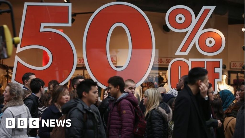 Boxing Day sales Millions of bargain hunters hit shops BBC News