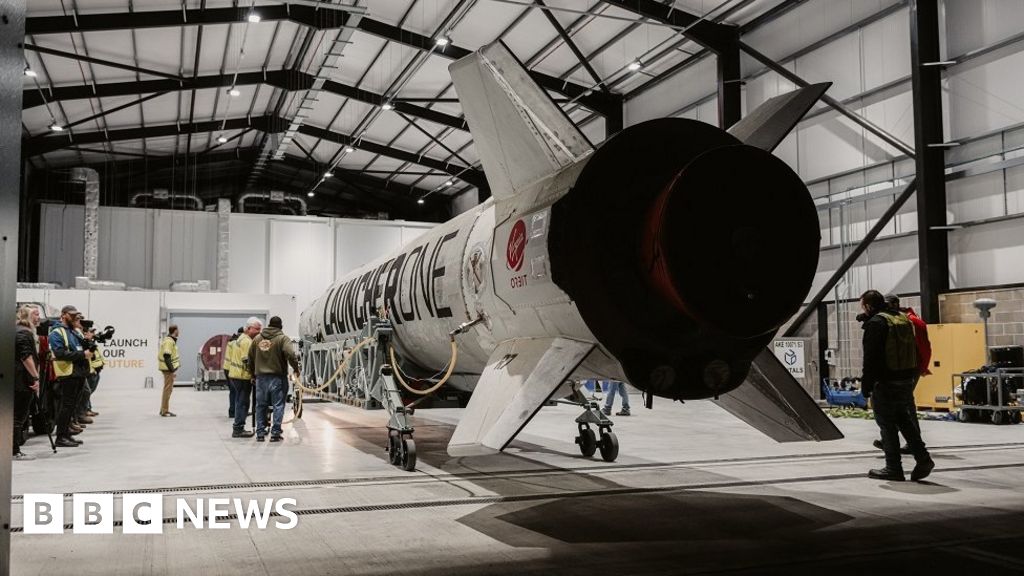 Chief Executive Dan Hart told staff that the furlough would buy Virgin Orbit time to finalise a new investment plan, a source who attended the event t