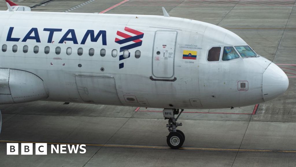 Latam Airlines: Пътници, ранени след „технически“ проблем във въздуха