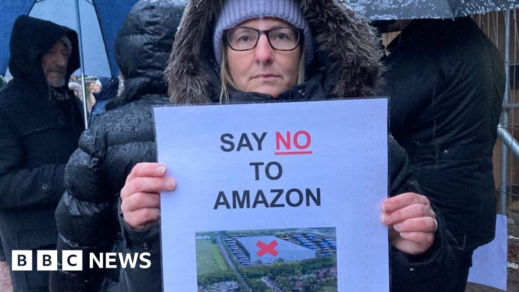North Ferriby warehouse plans granted conditional approval - BBC News North Ferriby warehouse plans granted conditional approval - BBC News