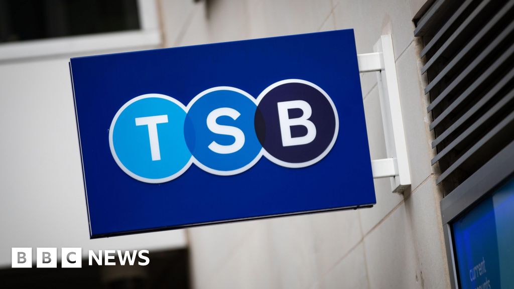 Nine Scottish TSB branches among 36 bank closures – BBC News