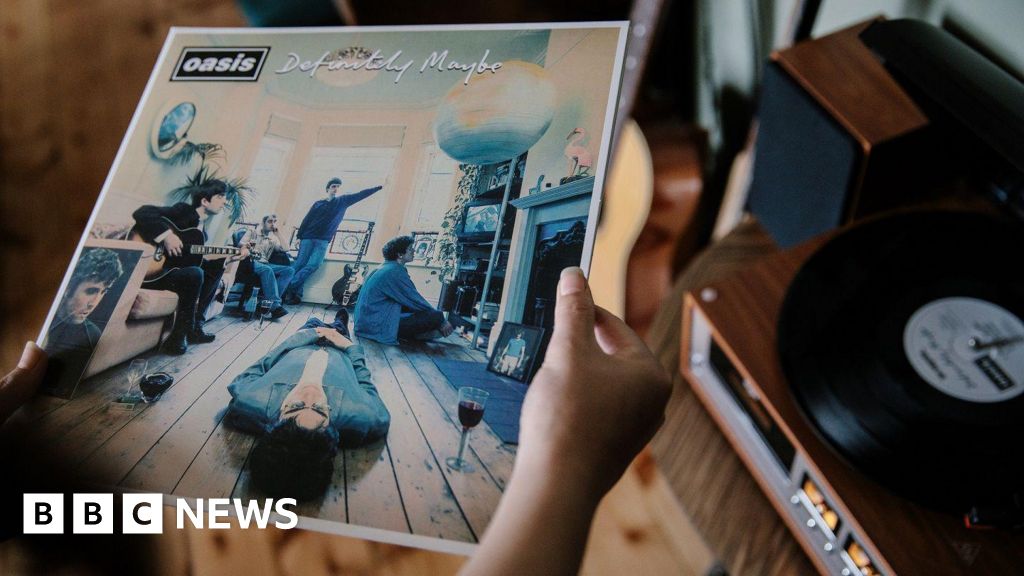 Oasis Definitely Maybe artwork ‘will live forever’