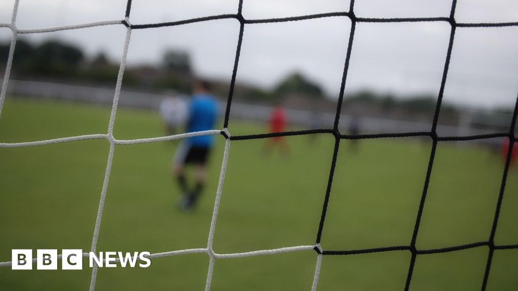 bbc.co.uk - Steve Jones - Bradford's Route One Rovers allege discriminatory abuse in game