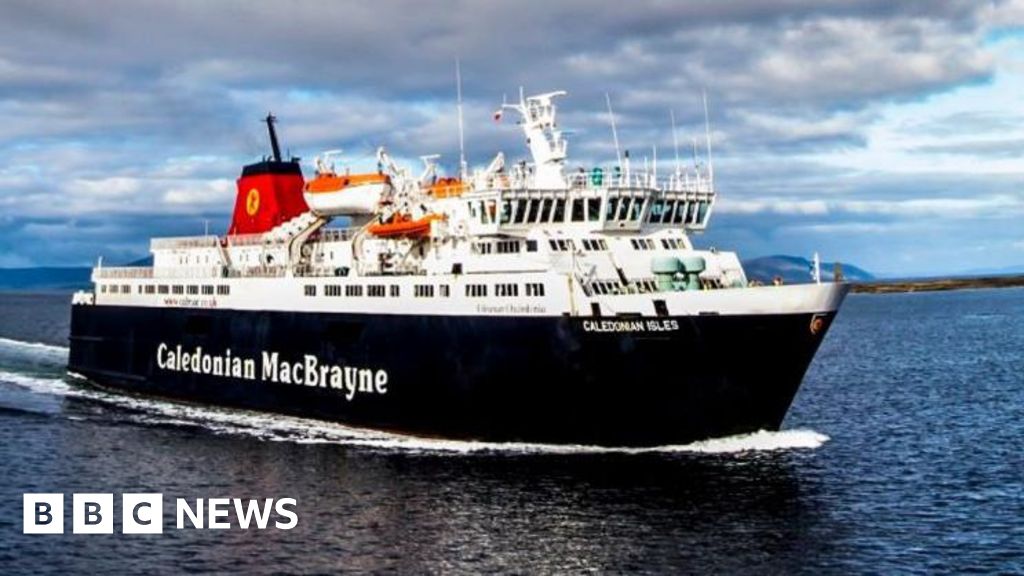 Further delay to return of Arran’s troubled main ferry