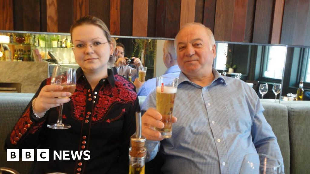 Novichok police told 'no ex-spy living in area'
