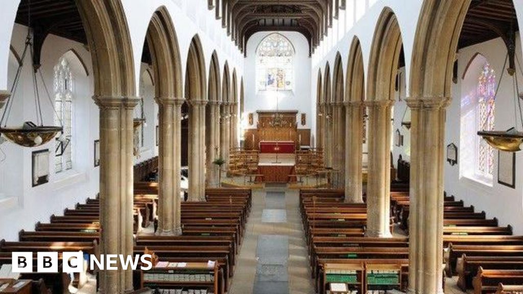 Woodbridge church raffles Maggi Hambling work for heating fund