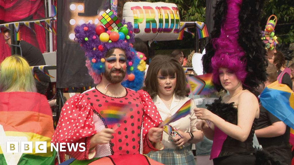 Glasgow celebrates Pride after Palestine protest row