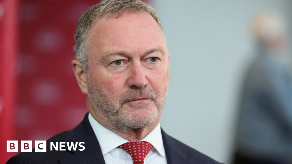 Minister insists government committed to asylum reforms