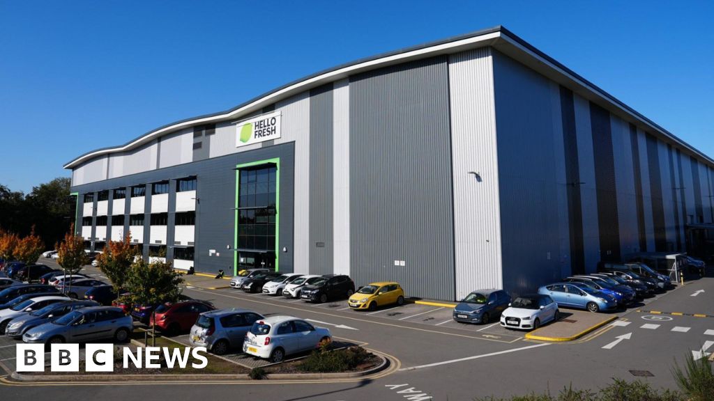 HelloFresh plans to close Nuneaton site with 900 jobs at risk