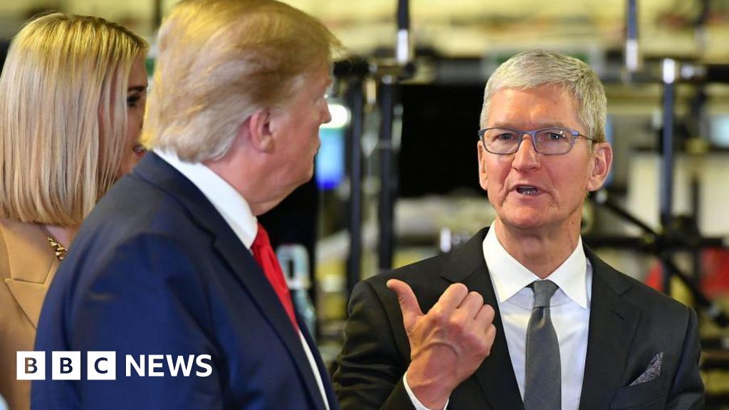 Trump pressure extracts $100bn Apple investment pledge thumbnail