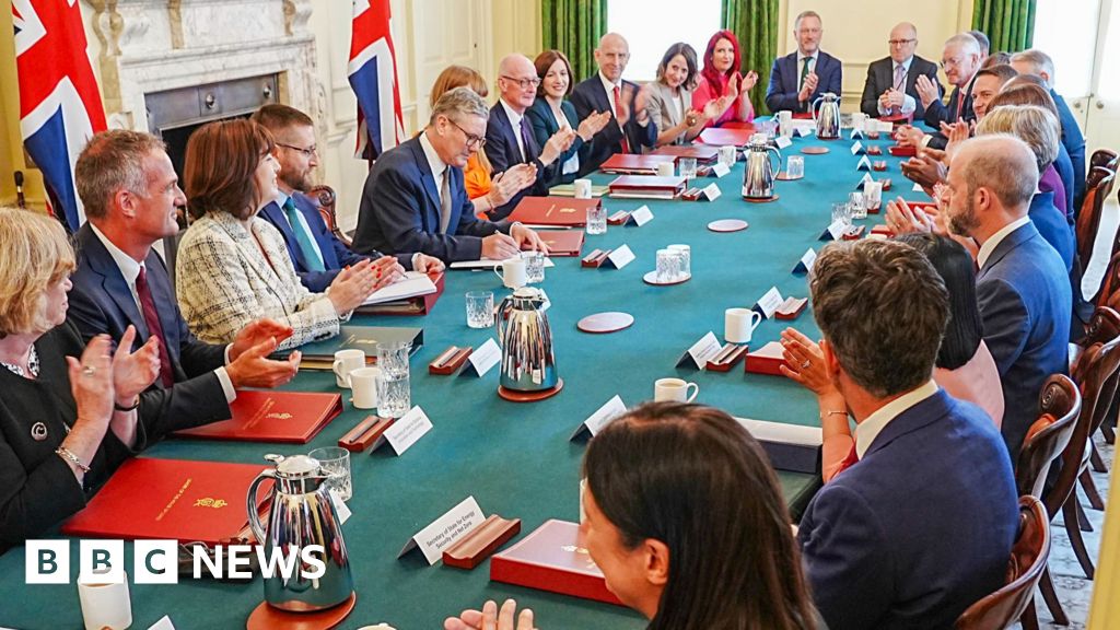 Watch: Starmer tells Cabinet 'we have a huge amount of work to do'