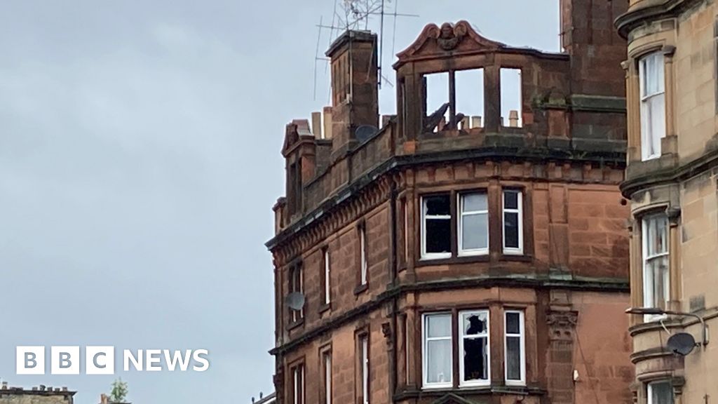 Man dies and girl, eight, hurt in Perth flat fire