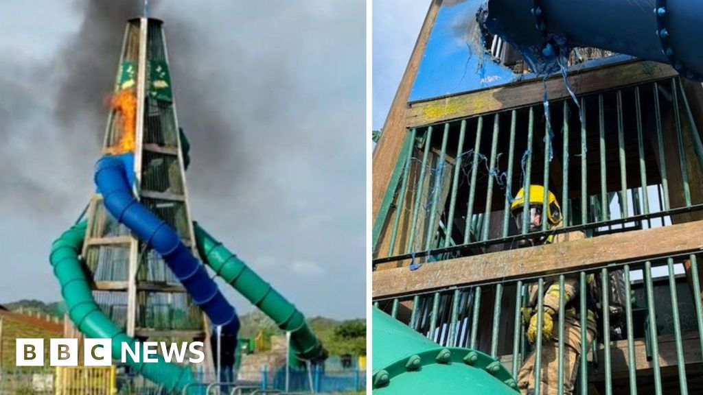 Arson Destroys Playpark Slide at Alver Valley Country Park, Hampshire