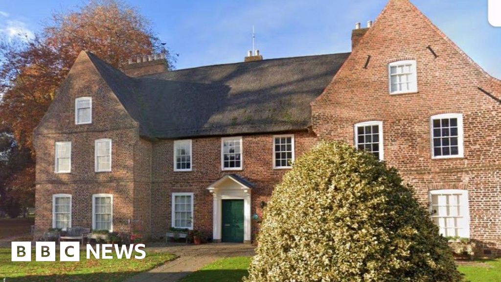 bbc.co.uk - Oliver Castle - Lincolnshire's Alford Manor House to undergo revamp