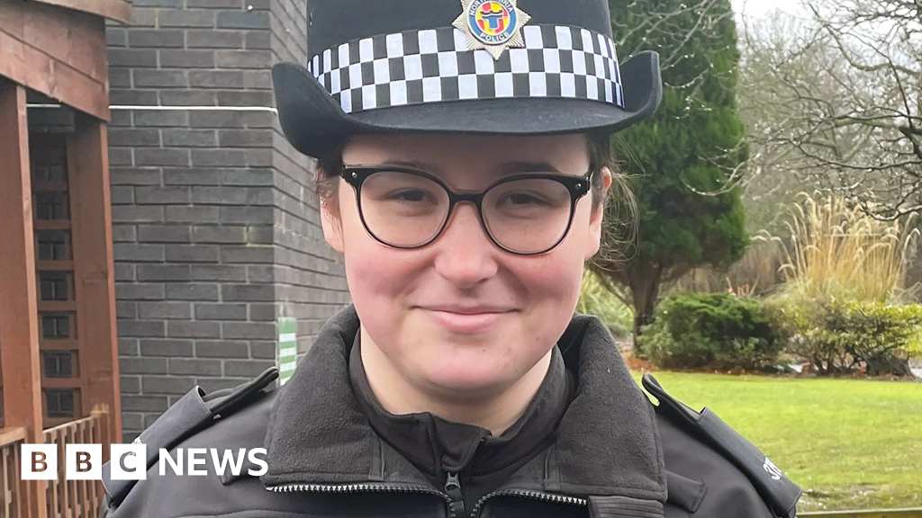 Police officer, 19, dies from crash injuries