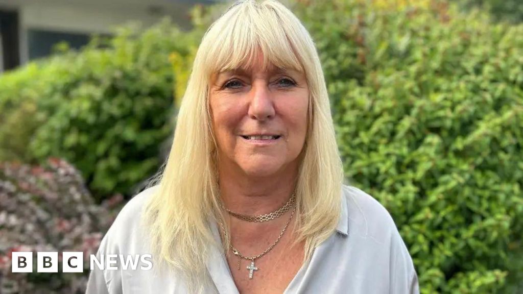 Manx cancer support volunteer 'honoured' to be made MBE