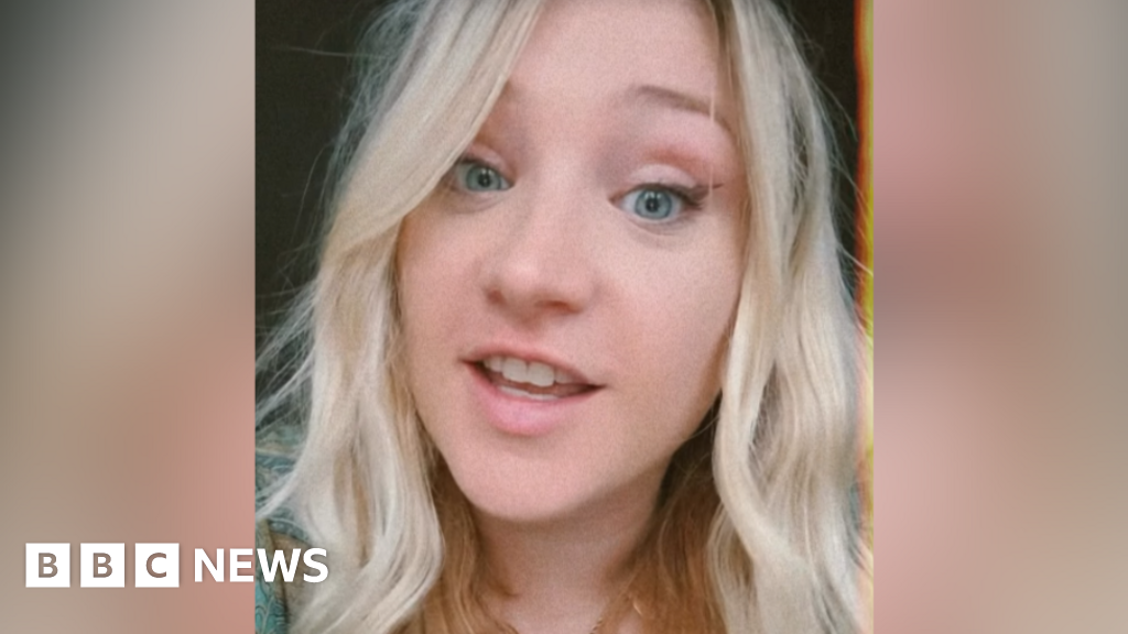 For us, the musician returns Vice President from the gig For us, the musician returns Vice President from the gig