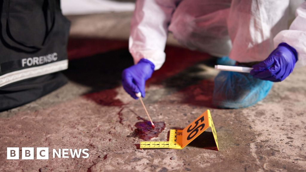 Met DNA database missing nearly half of officers