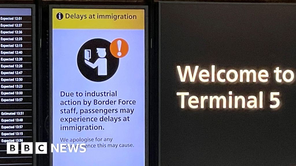 Heathrow Airport: Hundreds of Border Force staff walk out