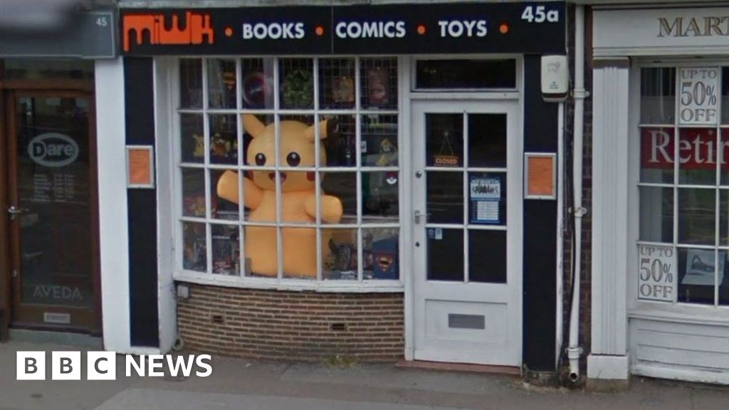 Reigate toy shop 'We are not a childminding service' BBC News
