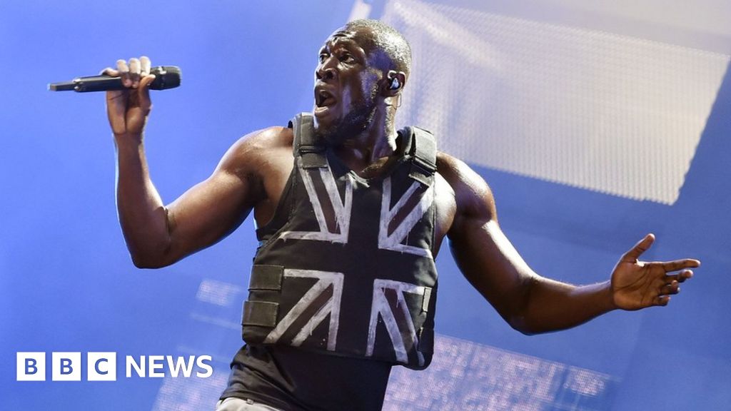 Stormzy tears up the stage at Glastonbury - BBC News