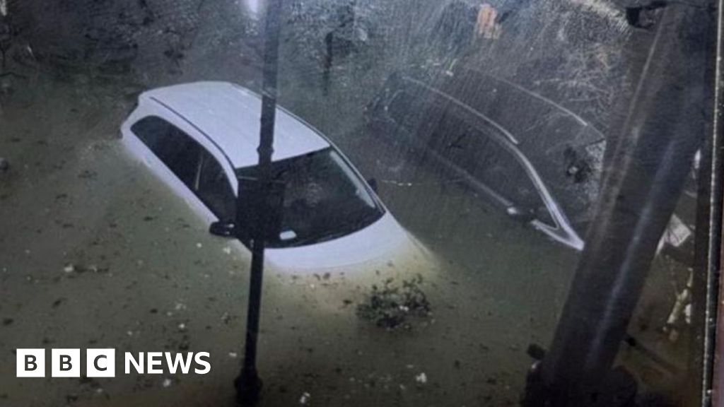 Water supply back after 'catastrophic' burst pipe