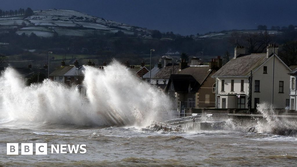 NI weather: Yellow wind warnings issued