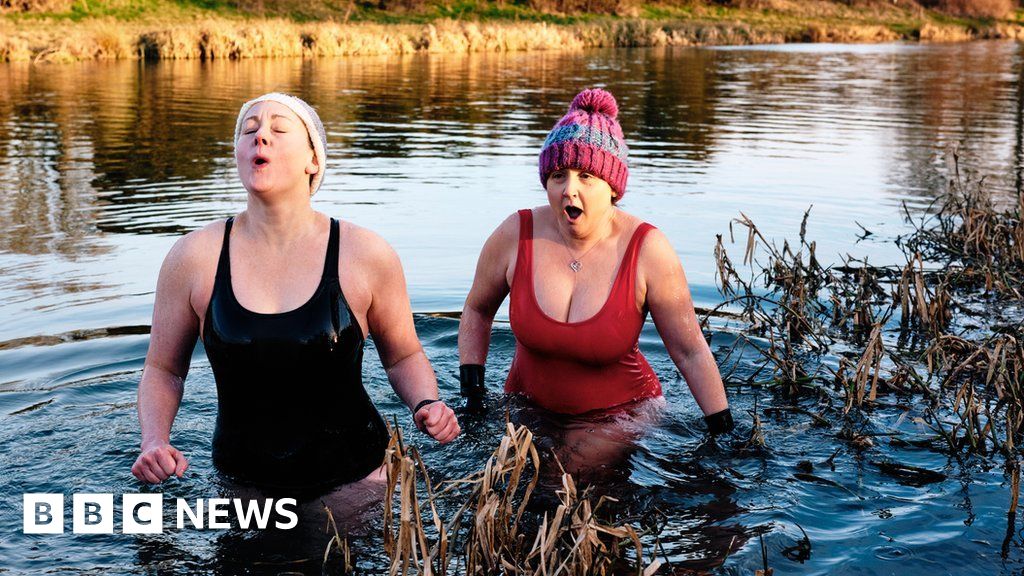 Campaigners slam government river bathing decision