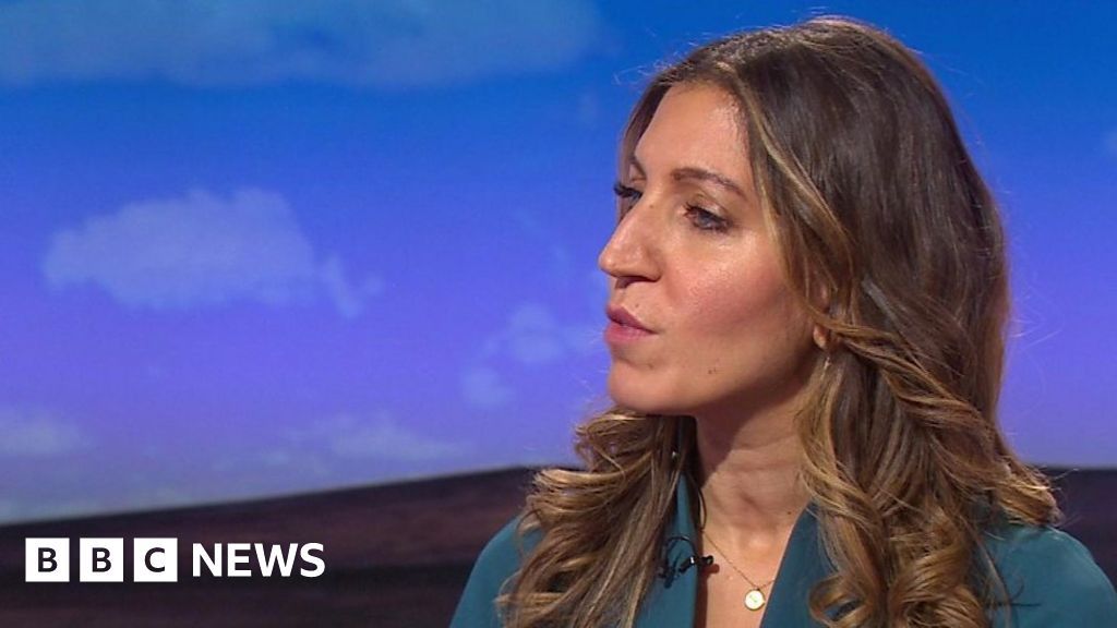 Rosena Allin-Khan on Rohingya refugee camps in Bangladesh - BBC News