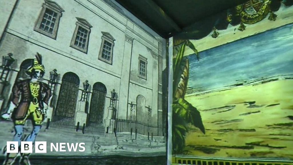 Pantomime: New exhibition in London traces history of panto - BBC News