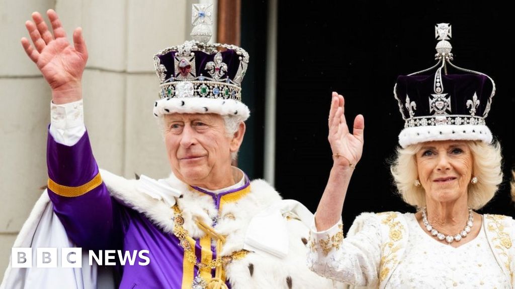King and Queen 'deeply touched' by nation's celebration of 'glorious'  coronation, UK News