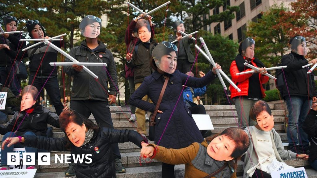 Arrest Sought For President Parks Friend Choi In S Korea Corruption 