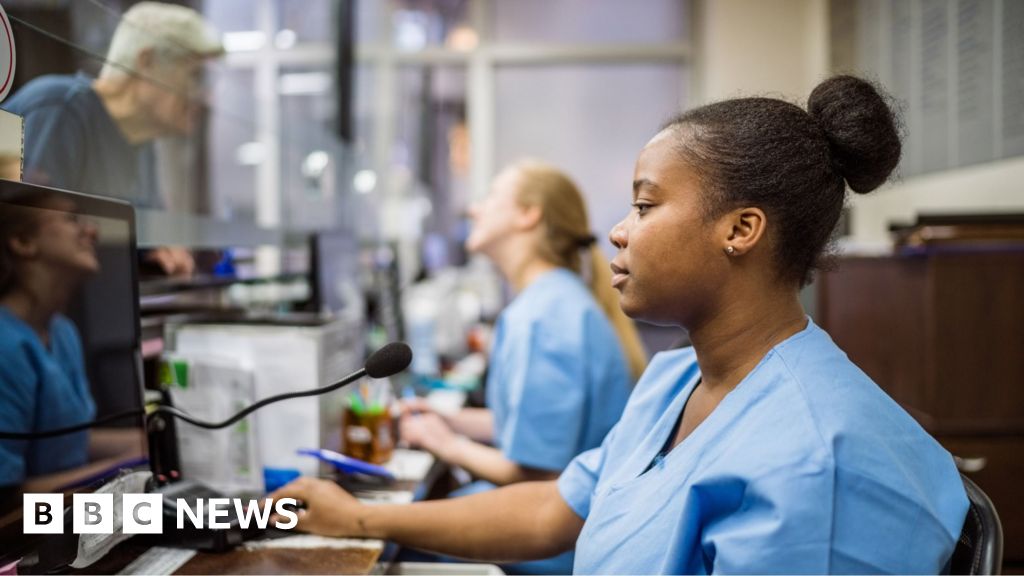 Hospital waiting lists in Wales lowest in almost three years