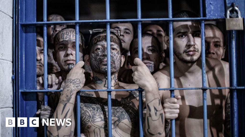 El Salvador offers to lock up US criminals in its mega-jail