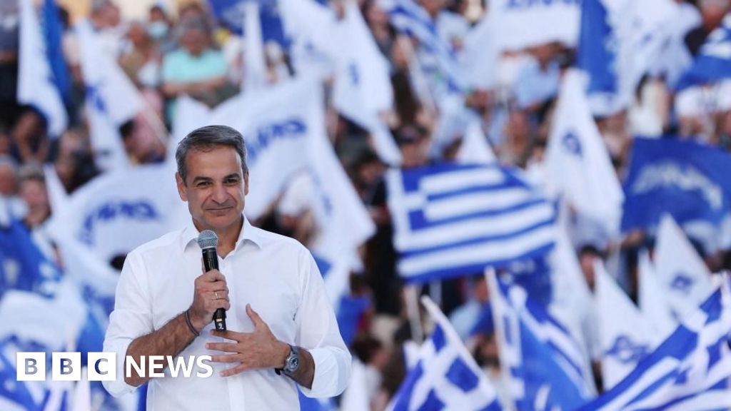 Greek conservatives eye Mitsotakis majority in fresh election