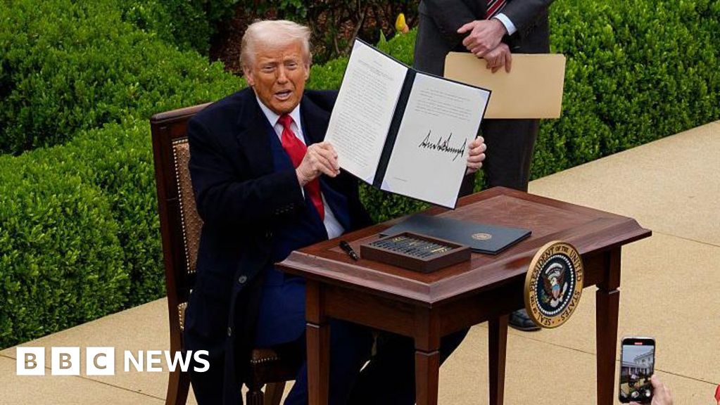 US tariffs: Goods from Japan and South Korea hit with 25% levy