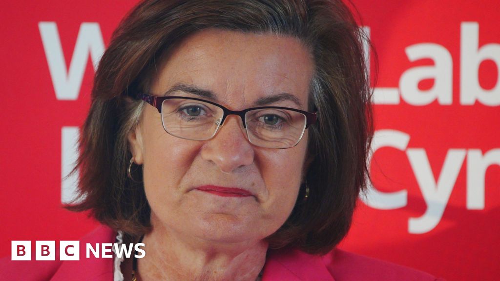 Welsh Labour pledges income tax freeze at manifesto launch