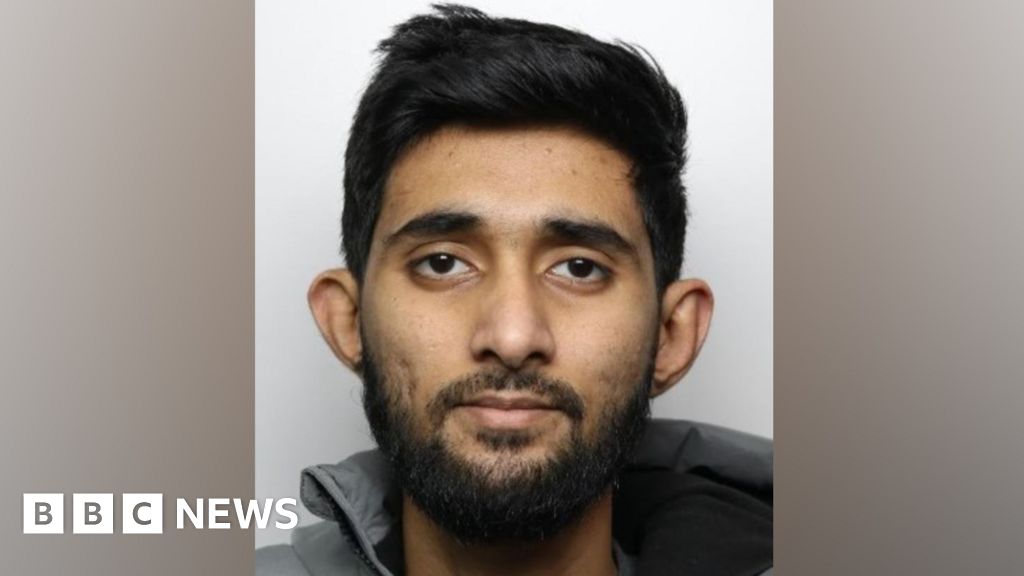Bradford'da bıçaklama: Adam, bebek arabasını iten Kulsuma Akter'i öldürmekle suçlandı