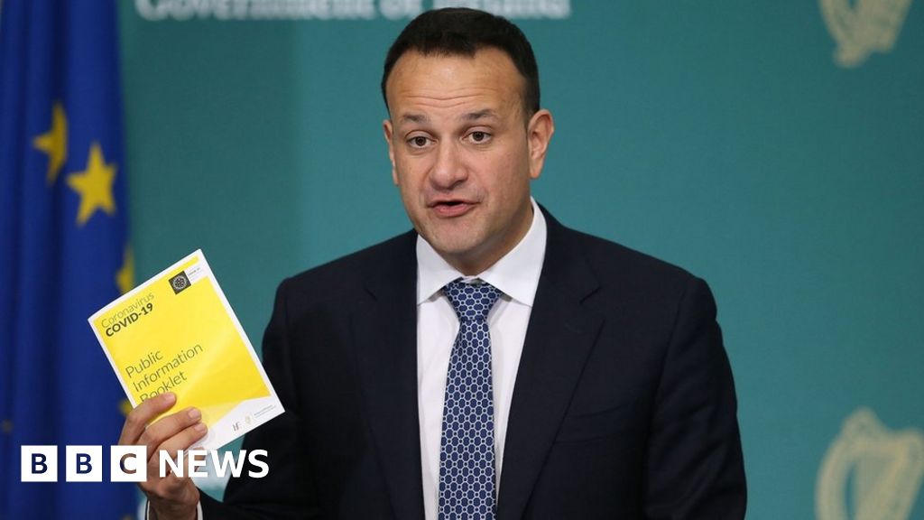 Coronavirus: Leo Varadkar 'now is the time for further action'