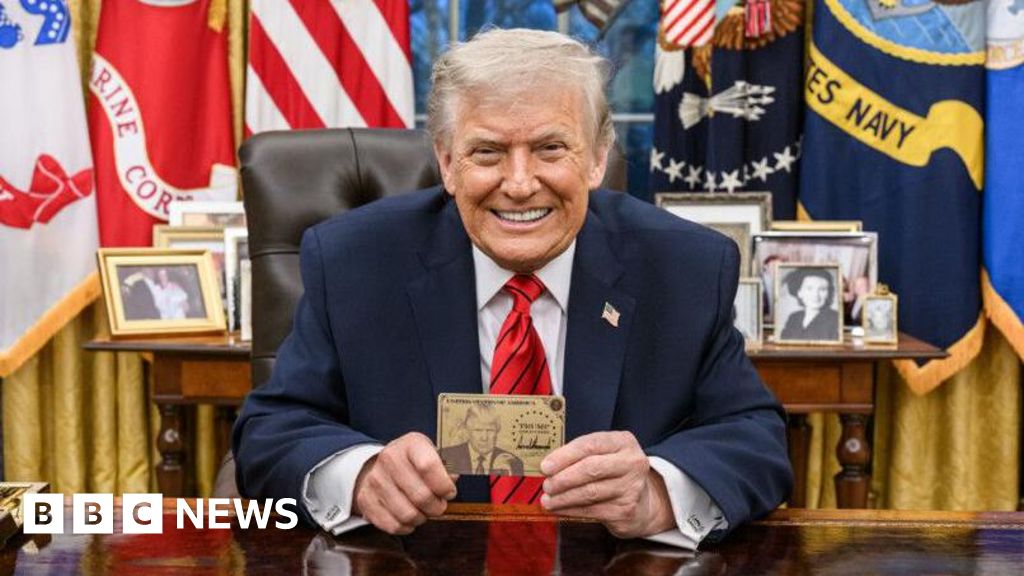 يقدم ترامب تأشيرة هجرة بقيمة مليون دولار “البطاقة الذهبية”.