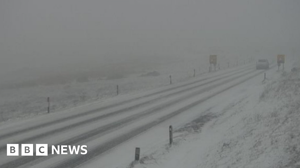 Major Derbyshire roads closed due to snow reopen 